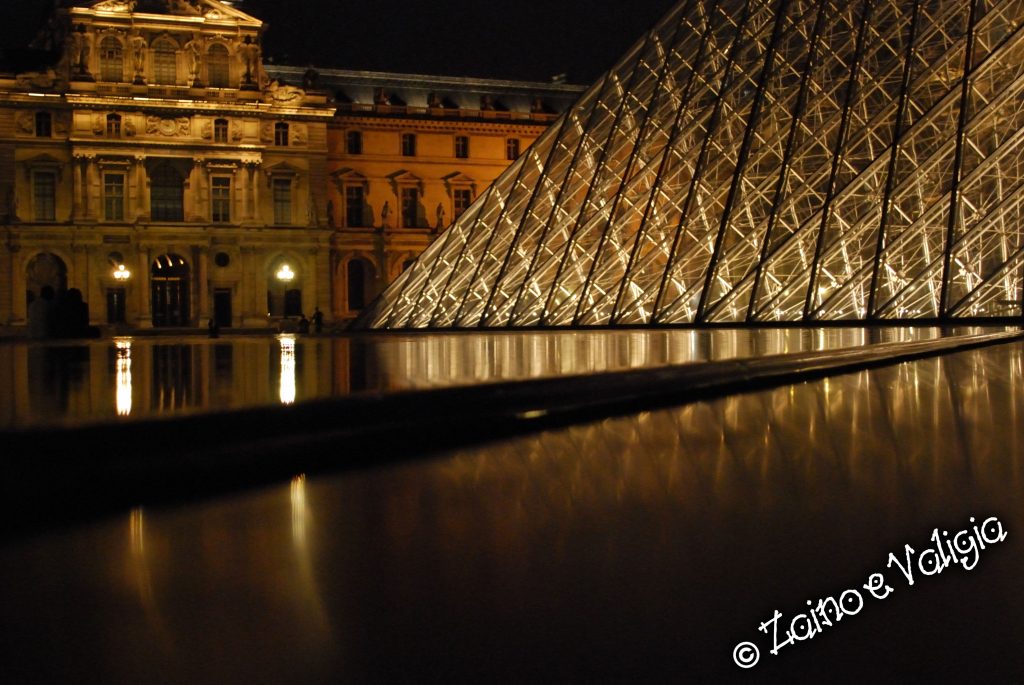 louvre by night