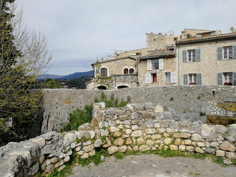 saint paul de vence piazza